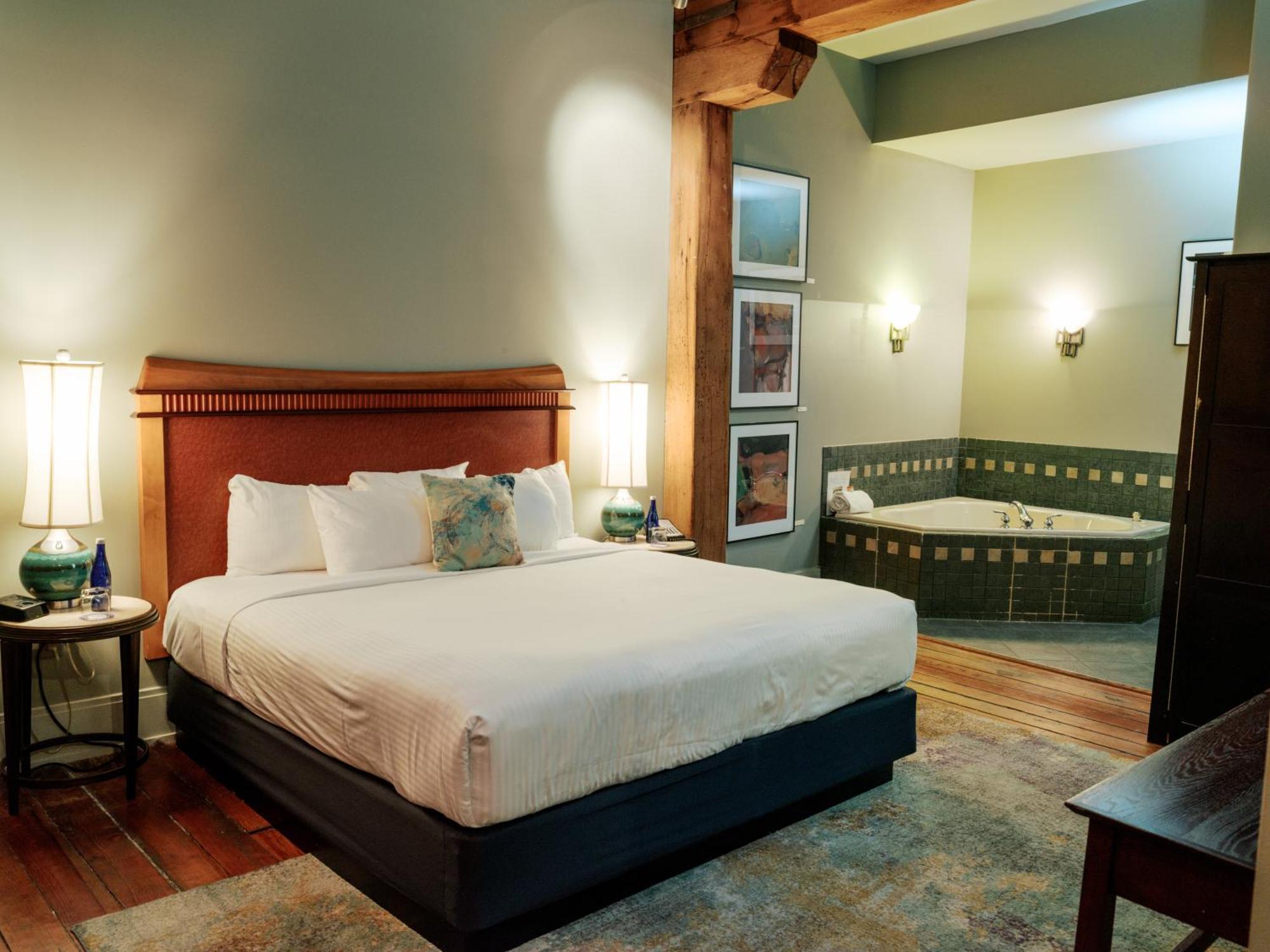 Lancaster Arts Hotel Екстер'єр фото